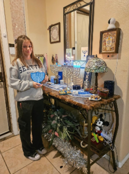 Temple Bet Emet LV Chanukah Teen